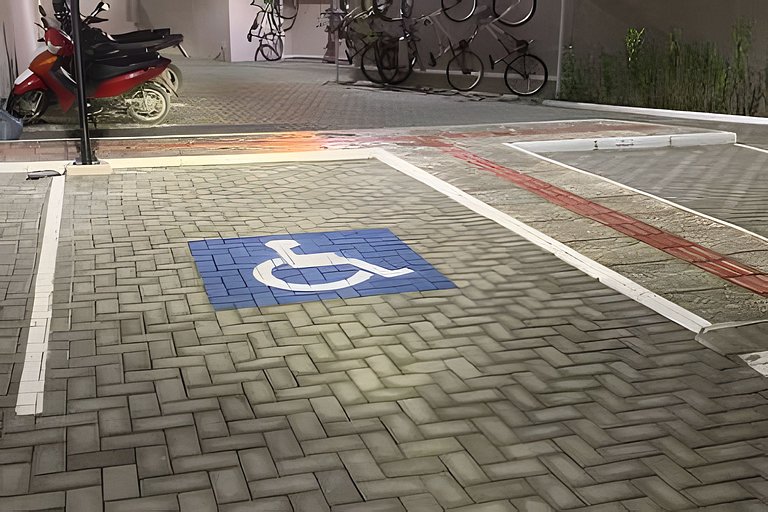 Apto Térreo com Garden | A/C e Churrasqueira