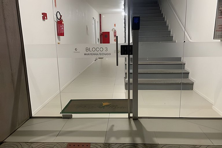 Apto Térreo com Garden | A/C e Churrasqueira