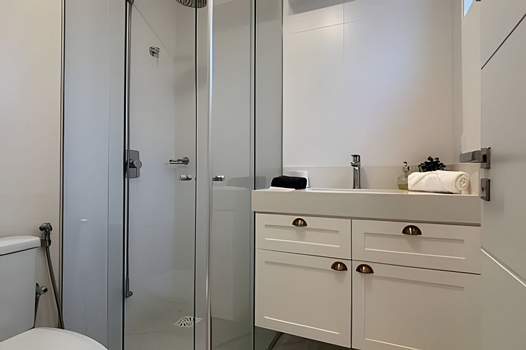 3 Suites | A/C + Sea View | 250m from the Beach