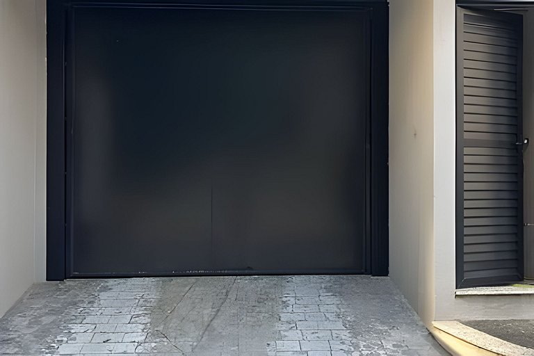 3 Suítes | A/C + Vista mar | 250m da Praia