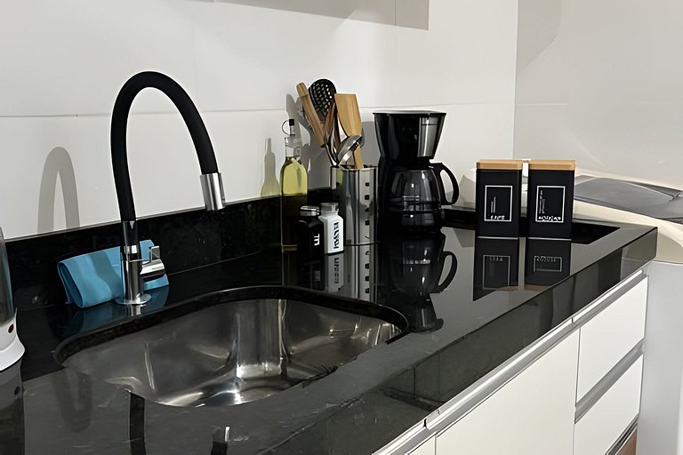 Practical Apt | 2 Beds + Leisure + Parking