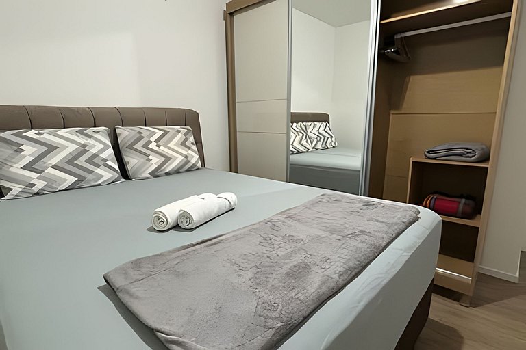 Practical Apt | 2 Beds + Leisure + Parking