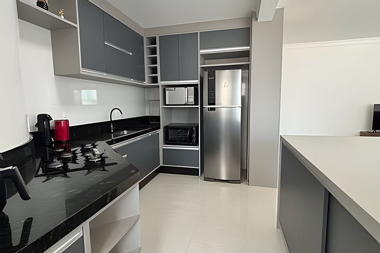 3 Bedrooms + A/C | 2 Parking | 500m from the Beach