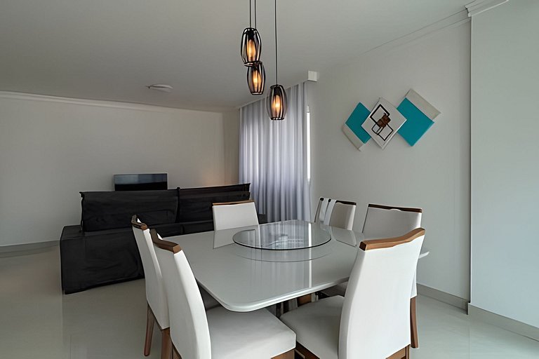 3 Dormitorios + A/A | 2 Cocheras | Playa a 500m