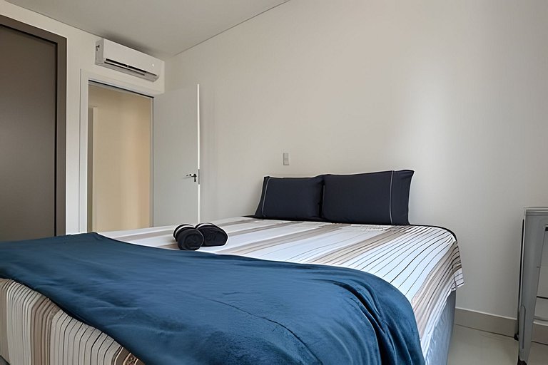 3 Quartos com Ar | 2 Vagas | Próx. Quiero Café
