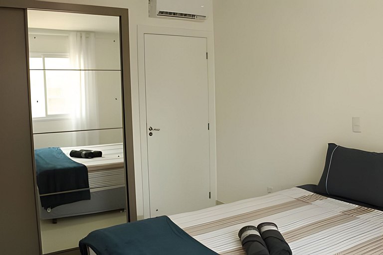 3 Quartos com Ar | 2 Vagas | Próx. Quiero Café
