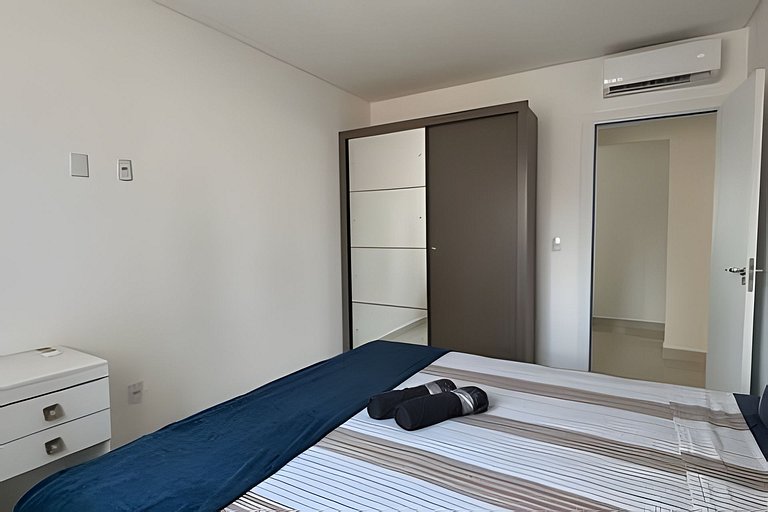 3 Quartos com Ar | 2 Vagas | Próx. Quiero Café