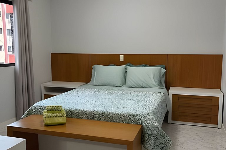 Apto amplio climatizado | Shopping y playa a 150m