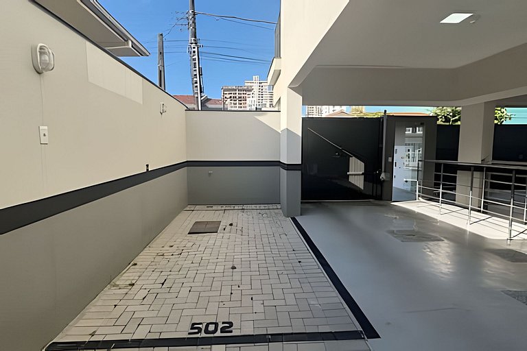Porto Industrial: A/C | Vaga | Praia a 400m
