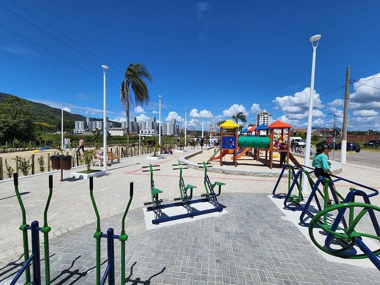 Apto Térreo com Garden | A/C e Churrasqueira