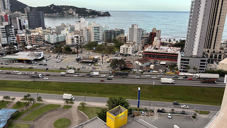 Piso 18 | Parrilla, Vista al Mar y Piscina