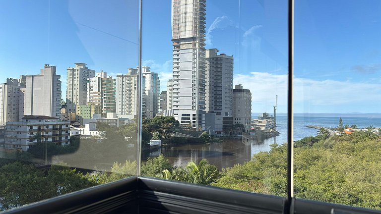 Ap. Central | 2 Suites + A/C + Vista al Mar