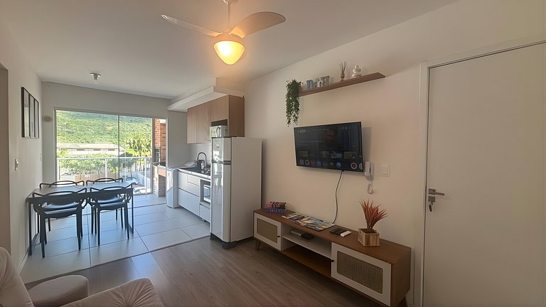 Full Apt | Pool • BBQ • Parking