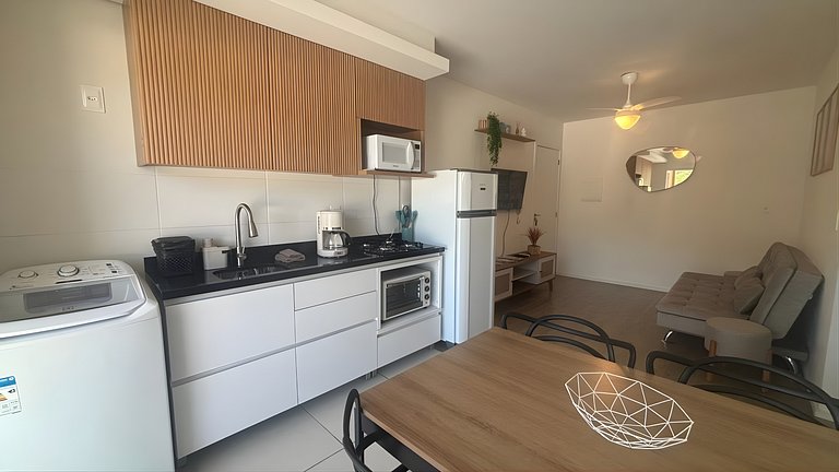 Full Apt | Pool • BBQ • Parking